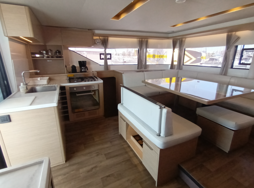 Lagoon 51