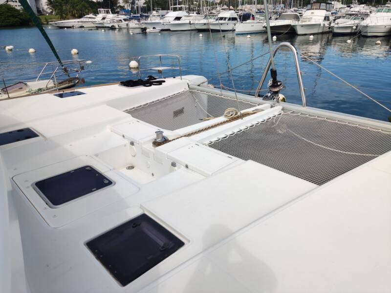 Lagoon 52