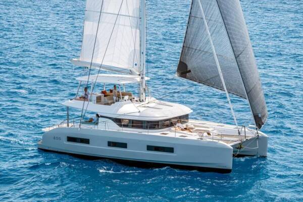 Lagoon 55