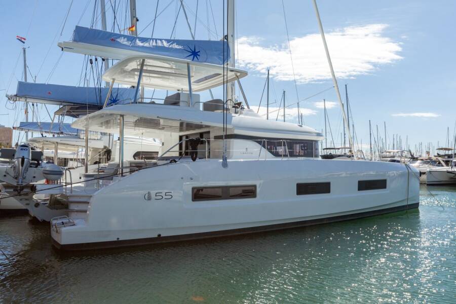 Lagoon 55