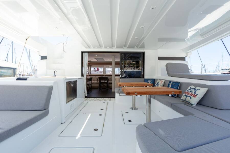 Lagoon 55
