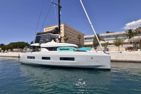 Lagoon 55