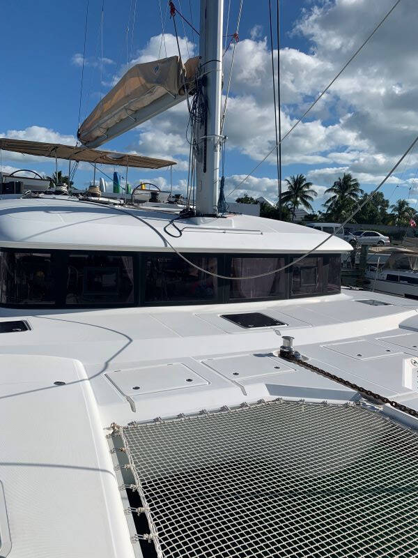 Lagoon 620