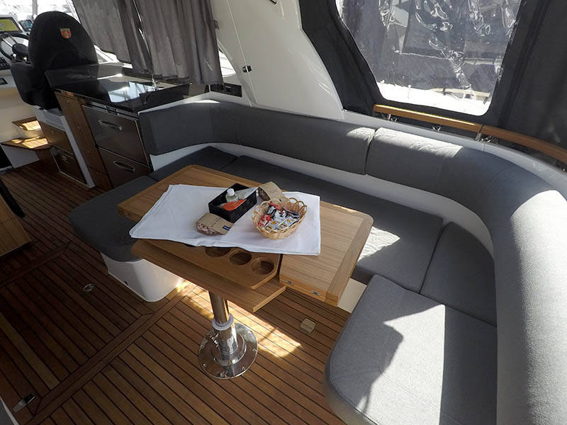 Marex 360 Cabriolet Cruiser