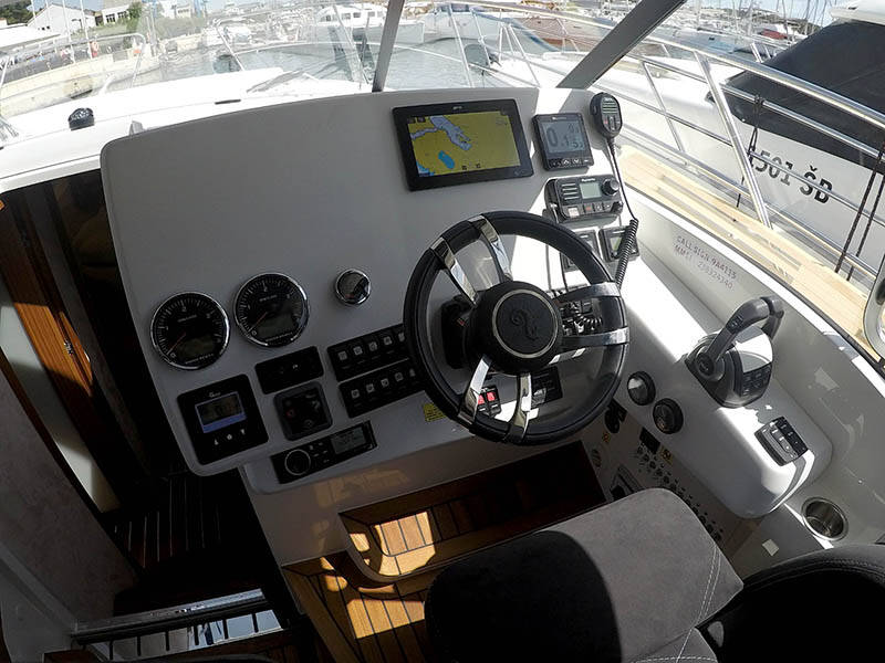 Marex 360 Cabriolet Cruiser