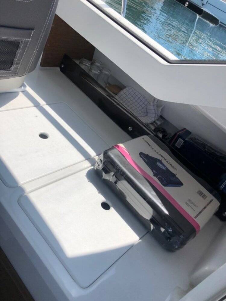 Merry Fisher 795