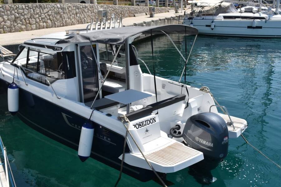 Merry Fisher 795