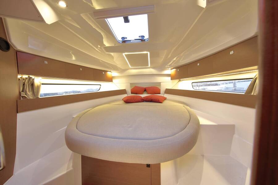 Merry Fisher 895 Offshore