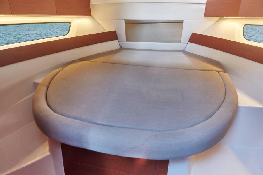 Merry Fisher 895 Offshore