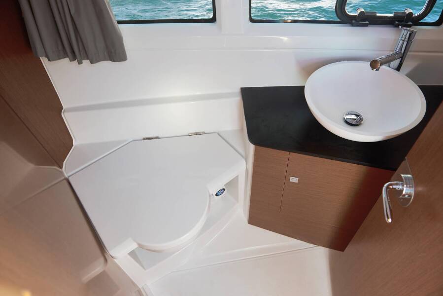 Merry Fisher 895 Offshore