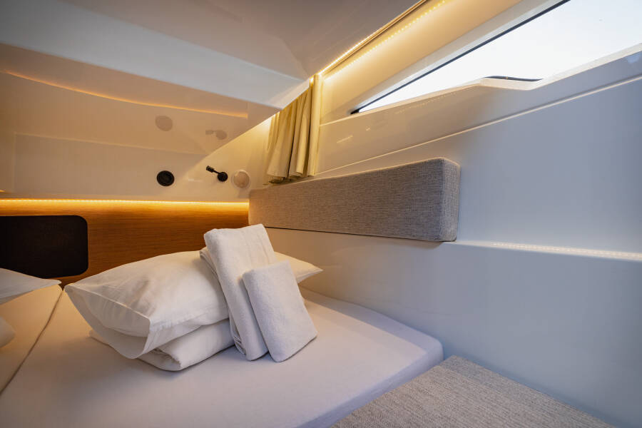 Merry Fisher 895 Offshore