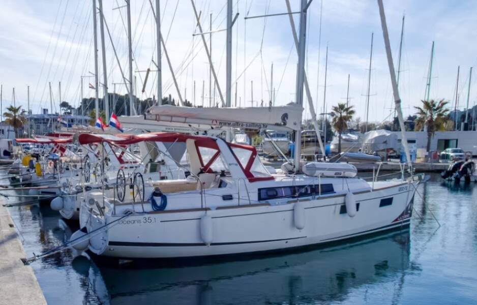 Oceanis 35.1