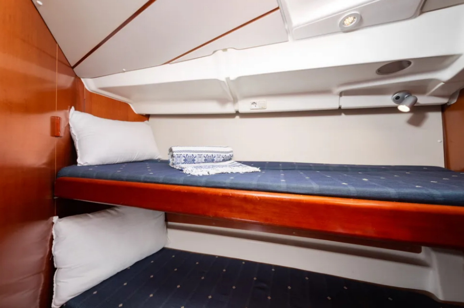 Oceanis 423