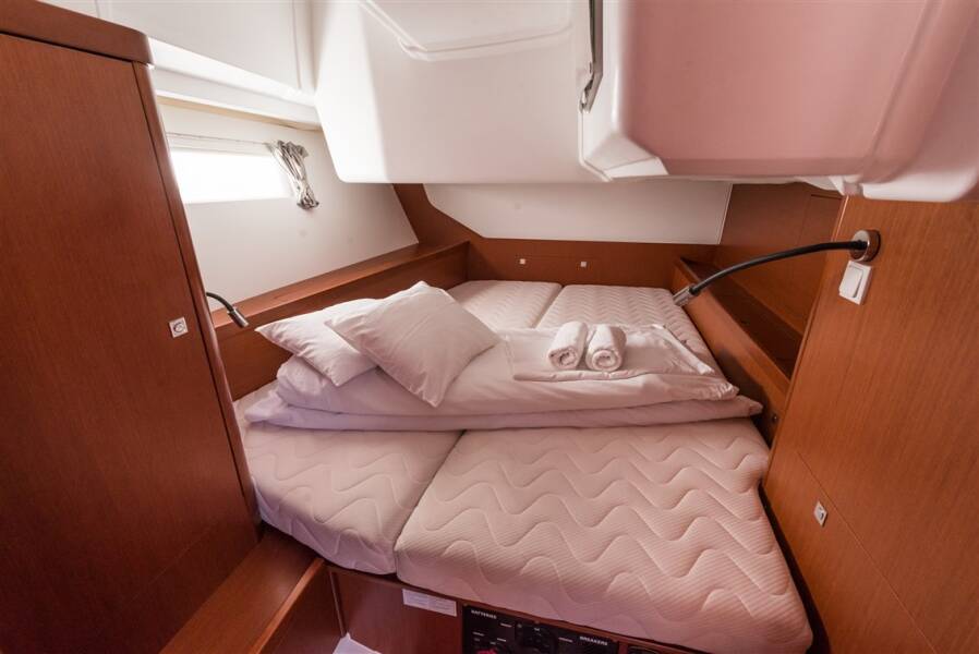 Oceanis 45
