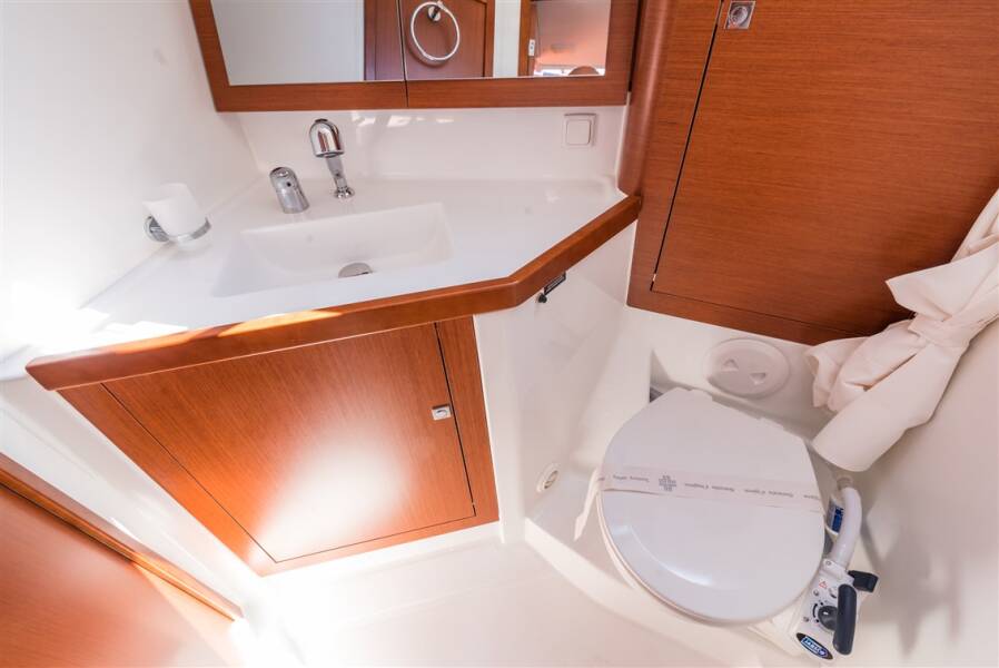 Oceanis 45