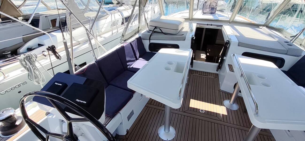Oceanis 47