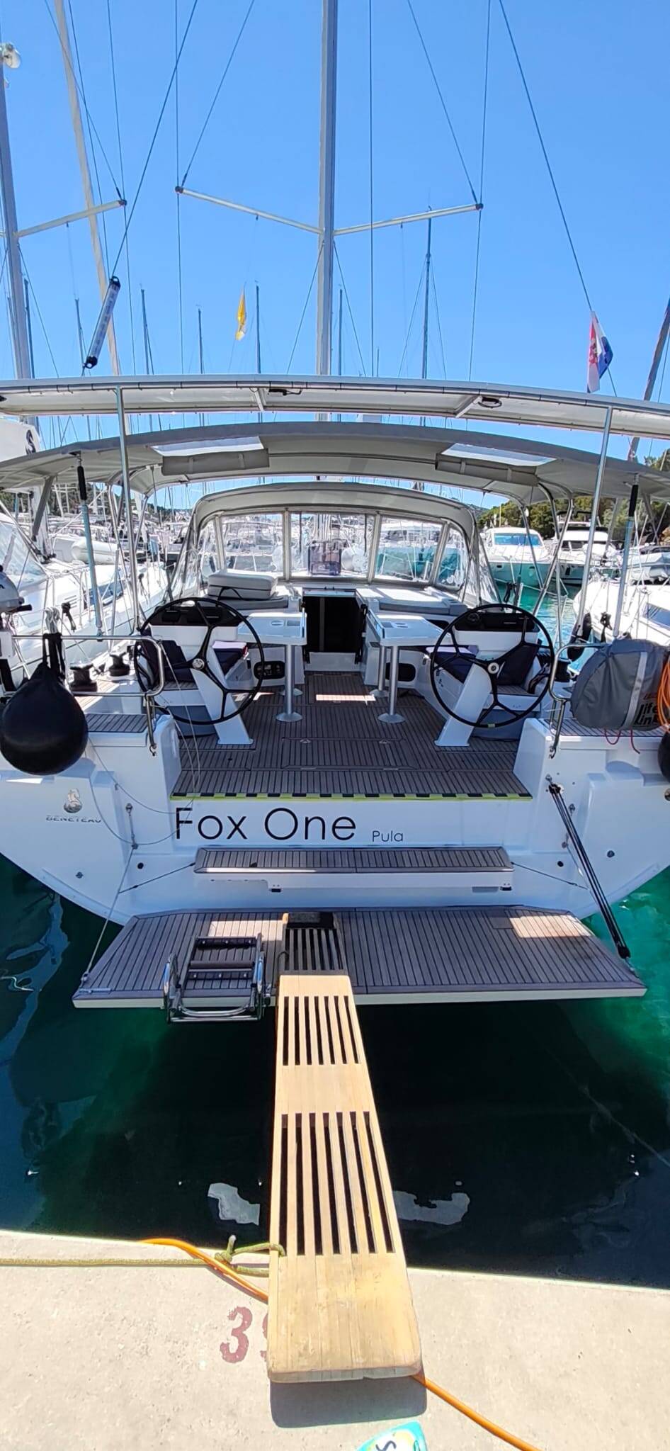 Oceanis 47