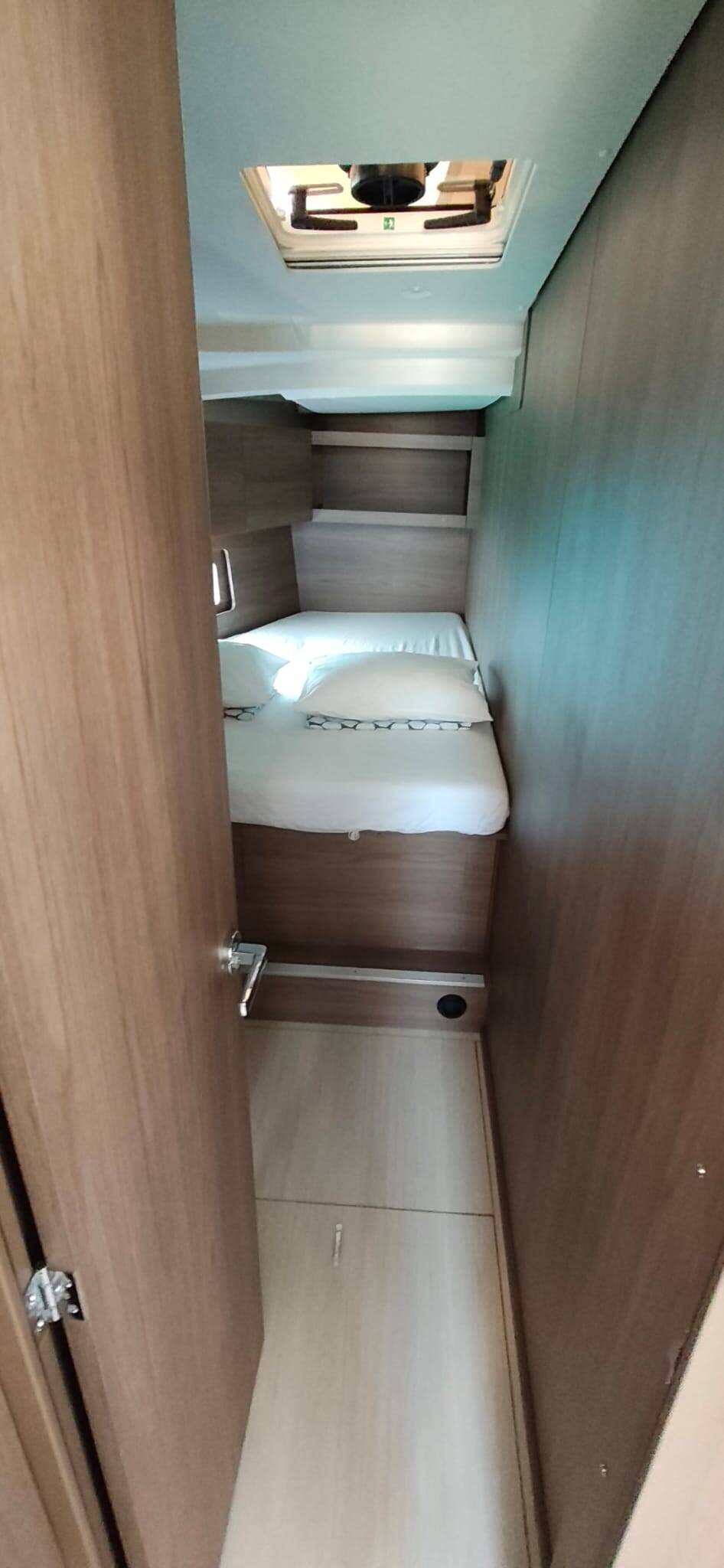 Oceanis 47