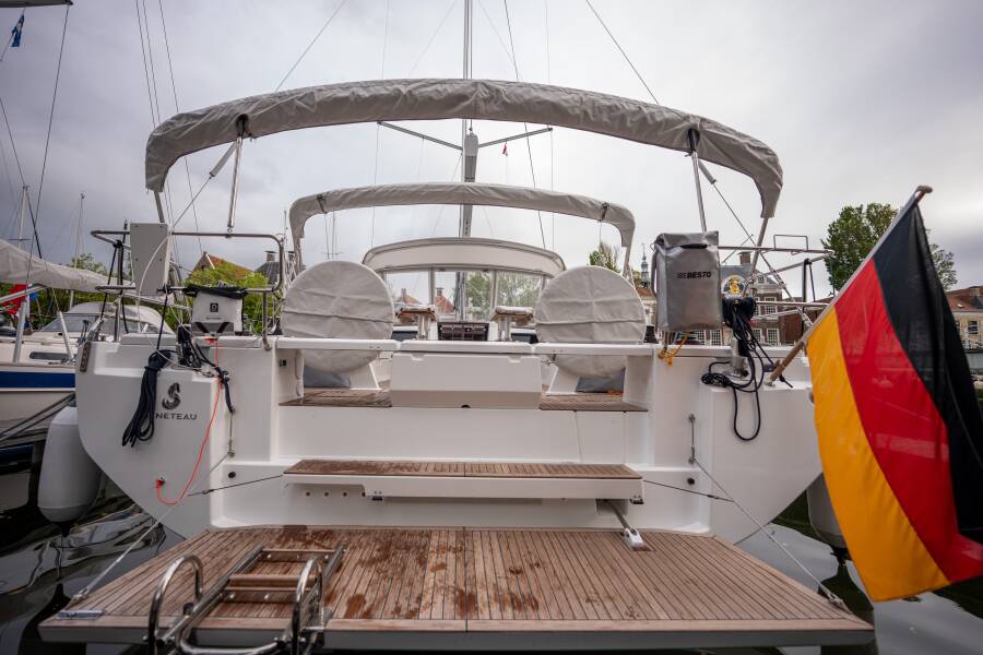 Oceanis 47