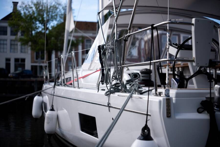 Oceanis 47