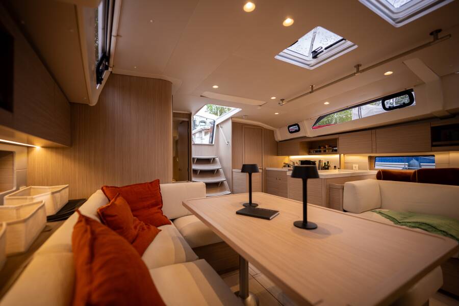 Oceanis 47