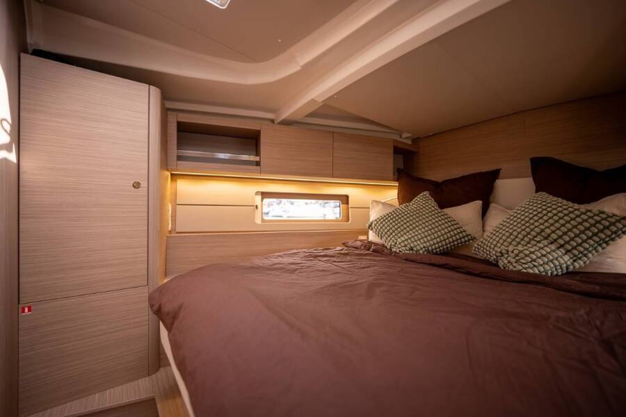 Oceanis 47