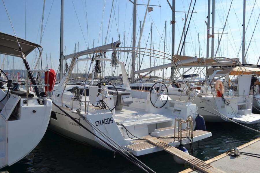 Oceanis 48