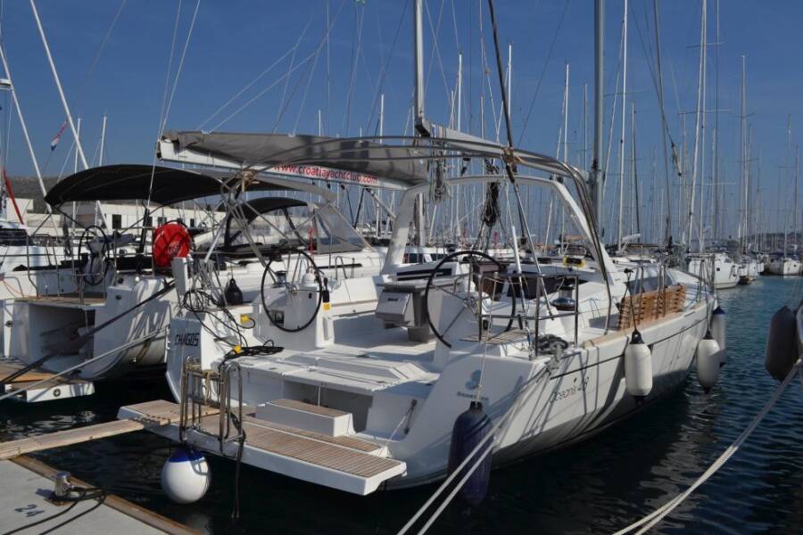Oceanis 48