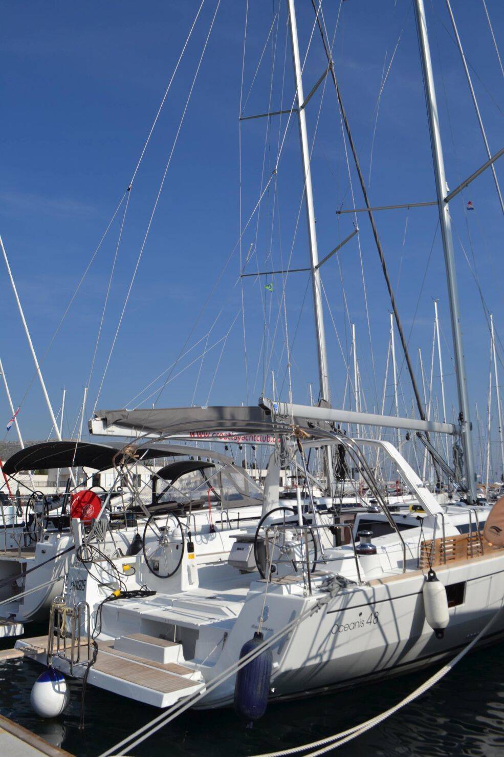 Oceanis 48