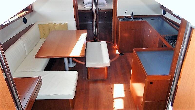 Oceanis 48