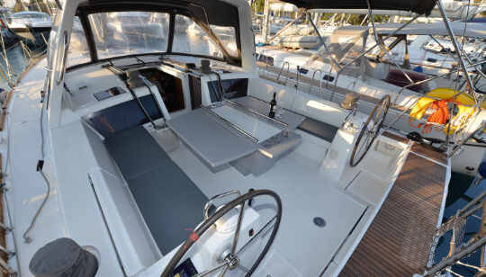 Oceanis 48