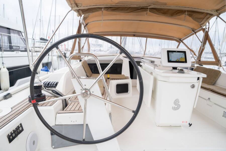Oceanis 51.1