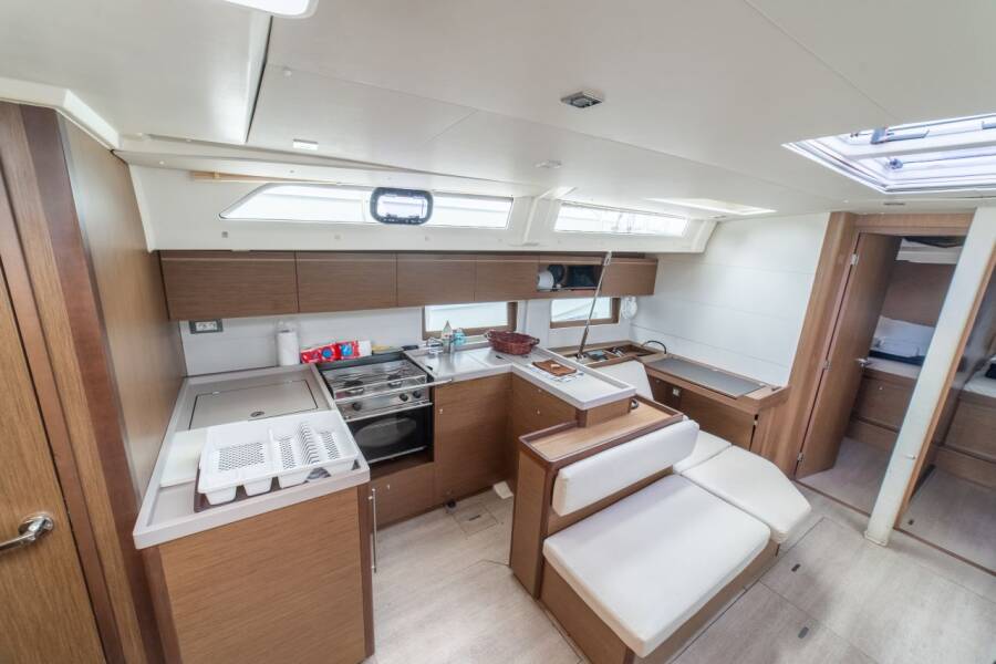 Oceanis 51.1