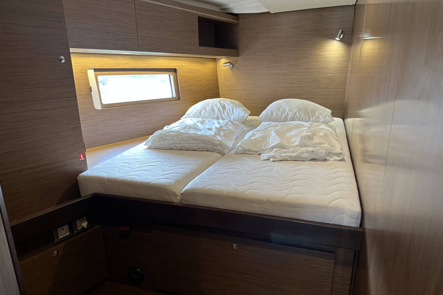 Oceanis 51.1