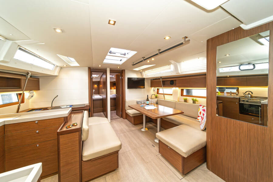 Oceanis 51.1