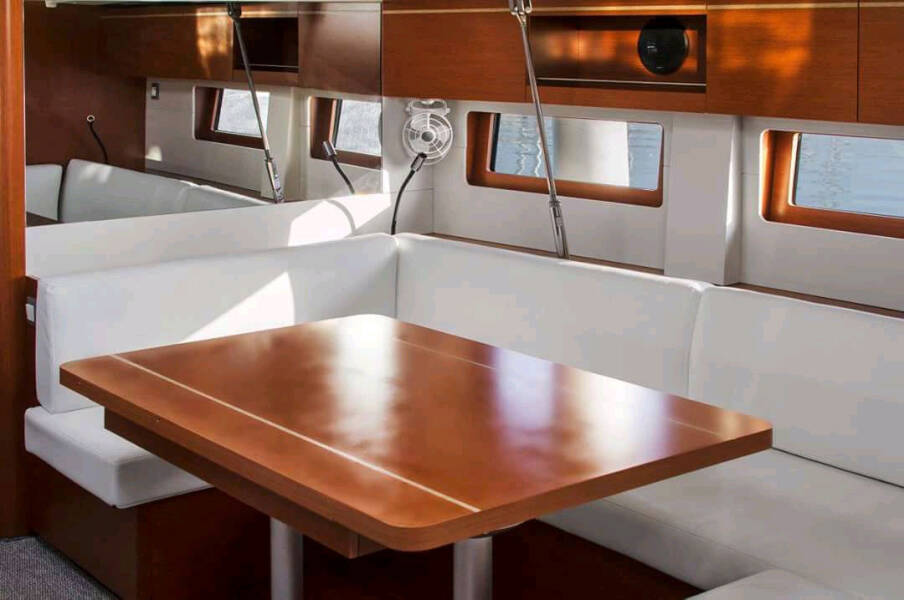 Oceanis 51.1