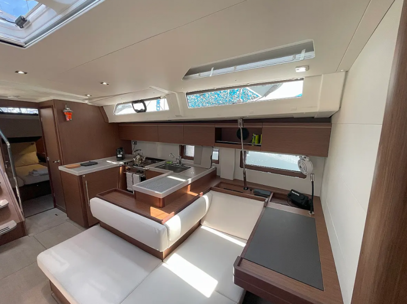 Oceanis 51.1