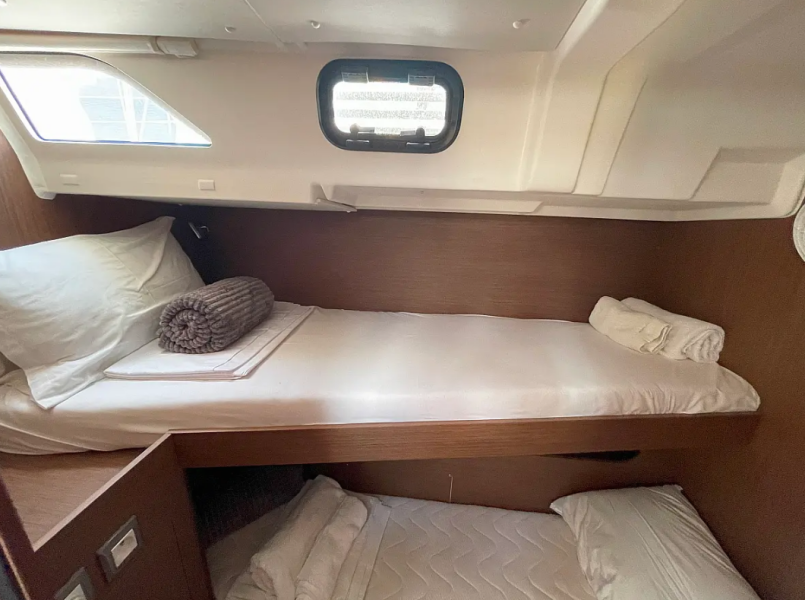Oceanis 51.1