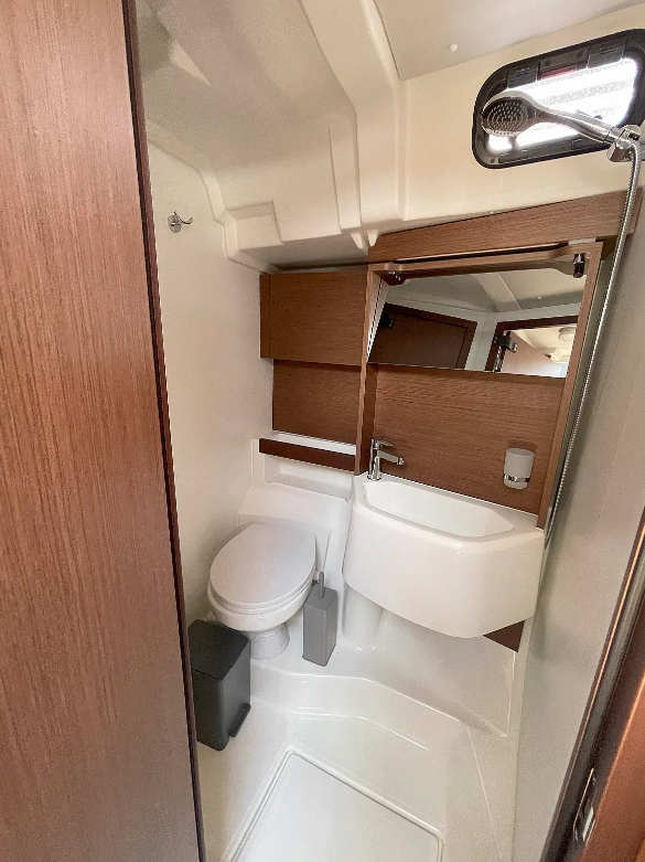 Oceanis 51.1