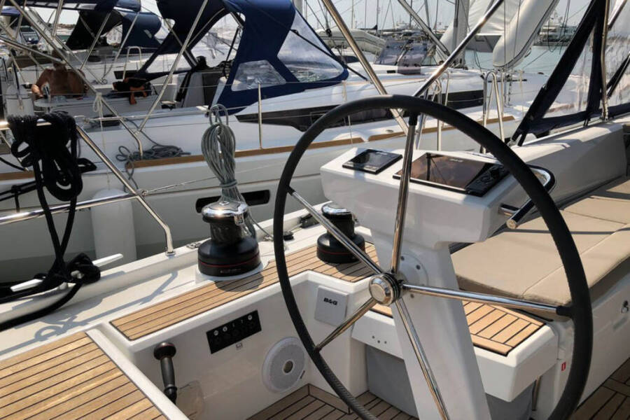 Oceanis 51.1