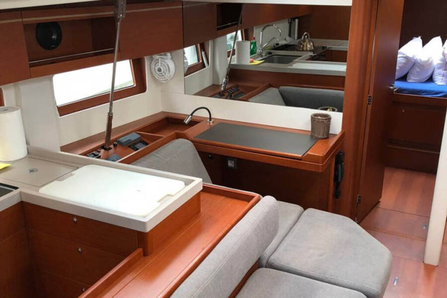 Oceanis 51.1