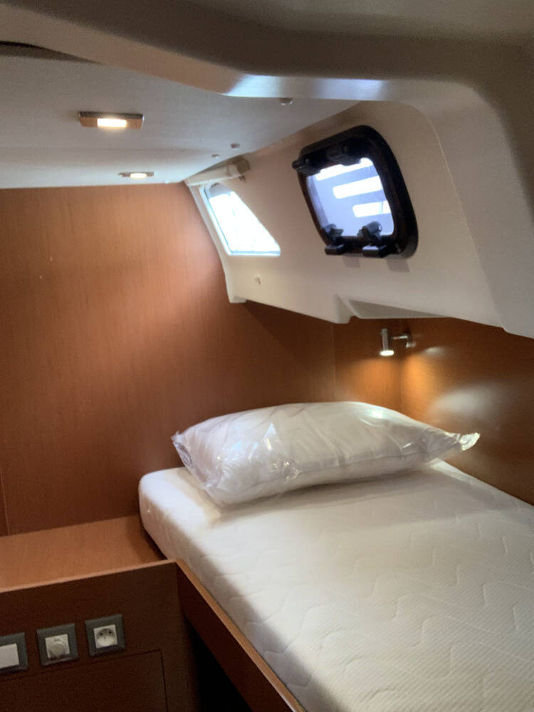 Oceanis 51.1