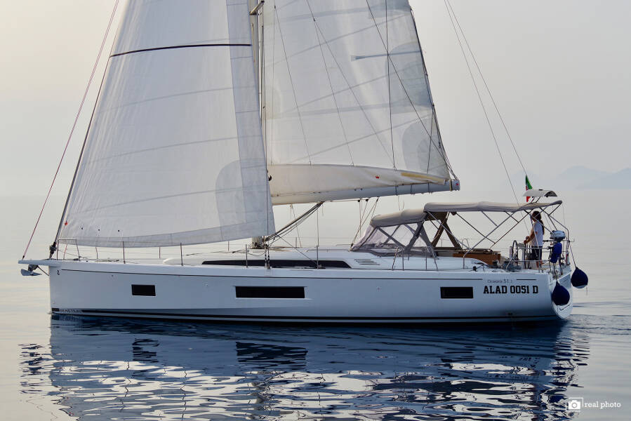 Oceanis 51.1