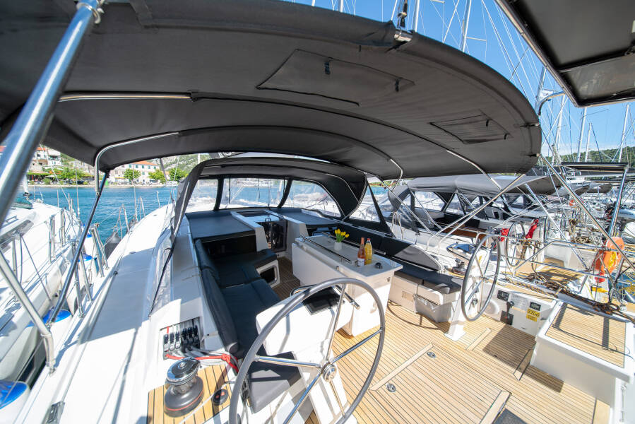 Oceanis 51.1