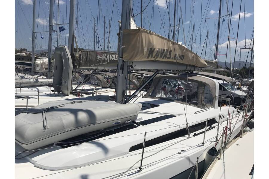 Oceanis 51.1