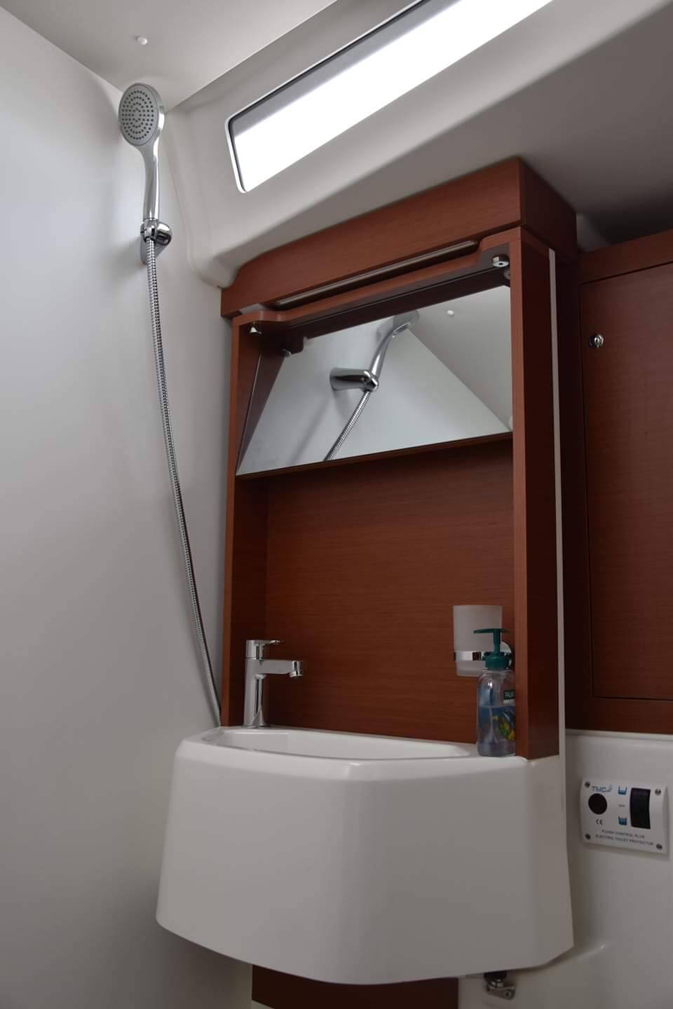 Oceanis 51.1