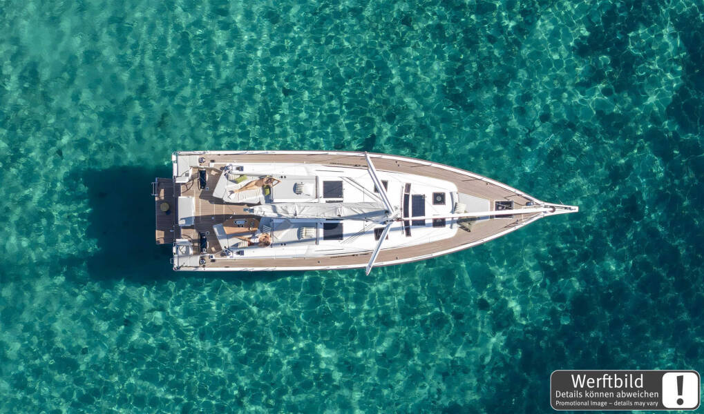 Oceanis 52