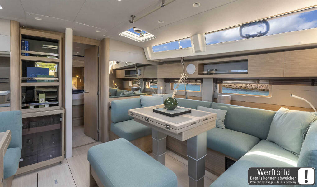 Oceanis 52