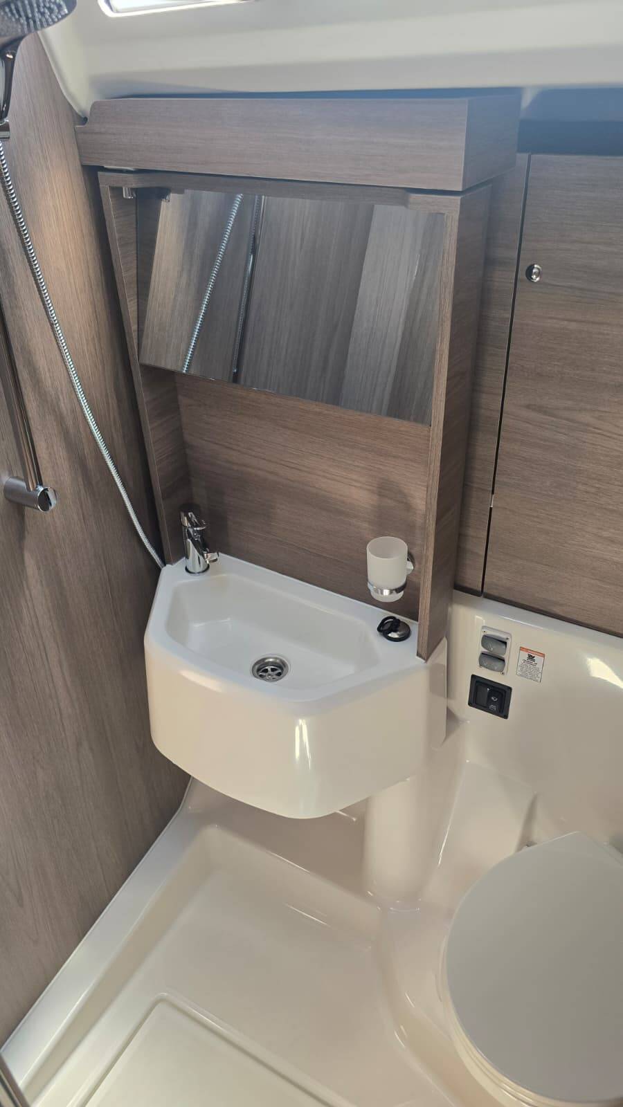 Oceanis 52