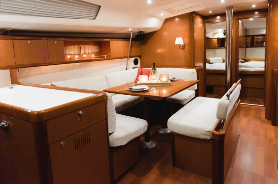 Oceanis 54